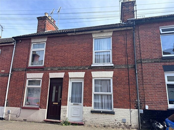 3 Bedroom Terraced House To Rent In Hordle Street, Harwich, Essex, CO12