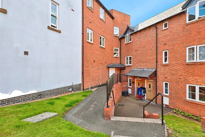 2 Bedroom Apartment For Sale In Market Square, Daventry, NN11