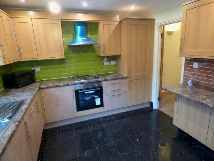 5 Bedroom Terraced House To Rent In Haroldstone Road, London, E17