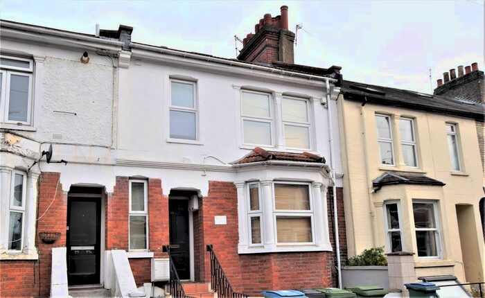 2 Bedroom Maisonette To Rent In Gladstone Road, Watford WD17