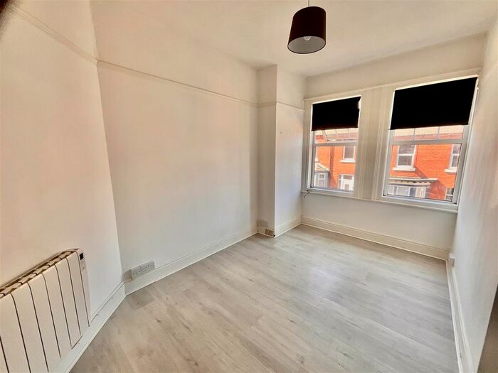 1 Bedroom Property To Rent In Trafalgar Road, Scarborough, YO12