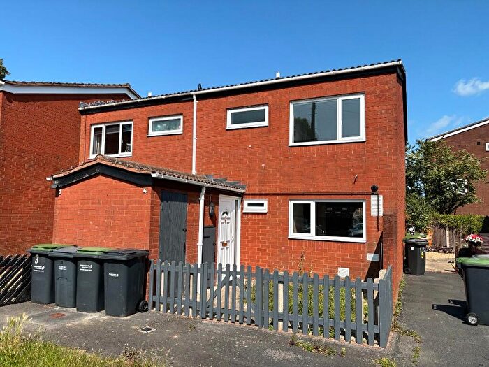 3 Bedroom Semi-Detached House To Rent In Pinewood, Gosport, Hampshire, PO13