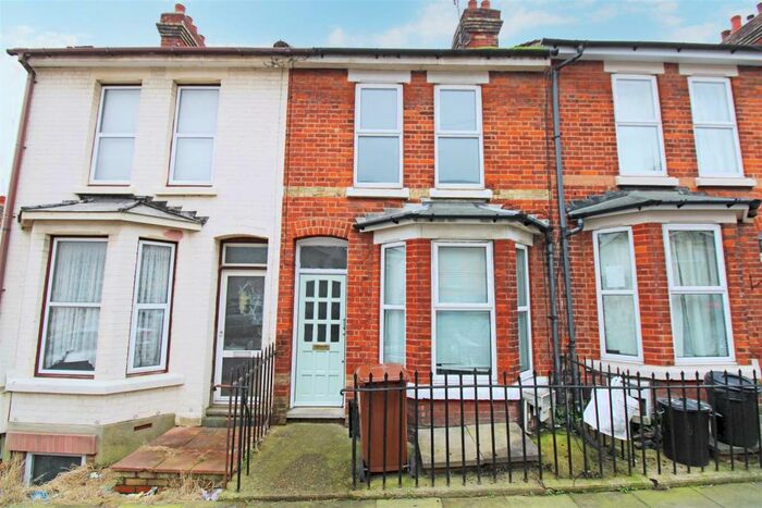 2 Bedroom Terraced House To Rent In St. Marys Road, Gillingham, ME7