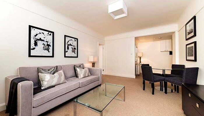 2 Bedroom Flat To Rent In Pelham Court, Fulham Road, Chelsea, London, SW3