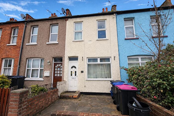 House To Rent In Station Avenue, Southend-On-Sea, SS2