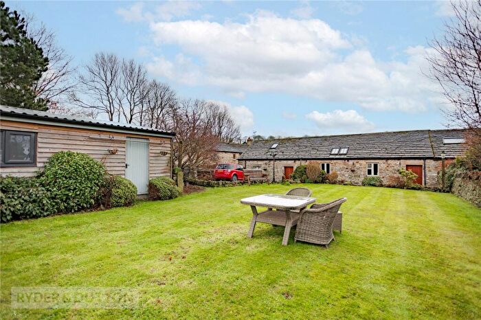 3 Bedroom Barn Conversion For Sale In Little Padfield, Glossop, Derbyshire, SK13