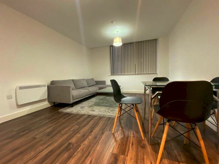1 Bedroom Apartment To Rent In Broadway Residences, Broad Street, Birmingham, B15