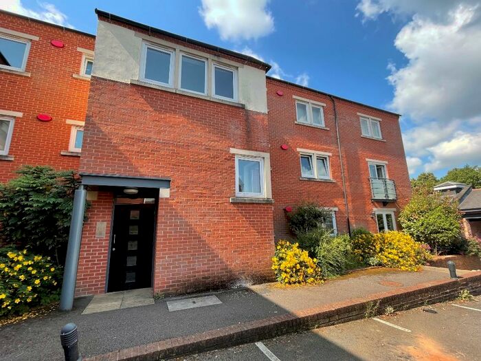2 Bedroom Apartment To Rent In Caesar Street, Chester Green, Derby, DE1