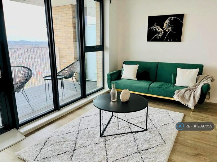 1 Bedroom Flat To Rent In Yabsley Street, London, E14