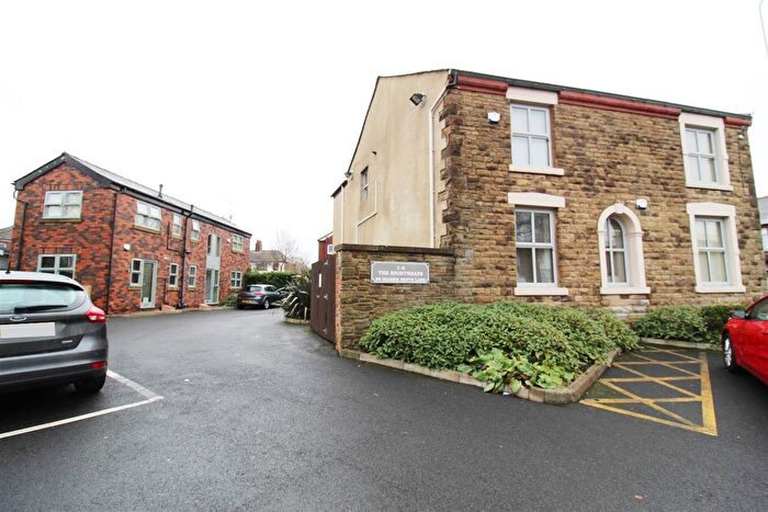 2 Bedroom Flat To Rent In Higher Bents Lane, Bredbury, Stockport, SK6