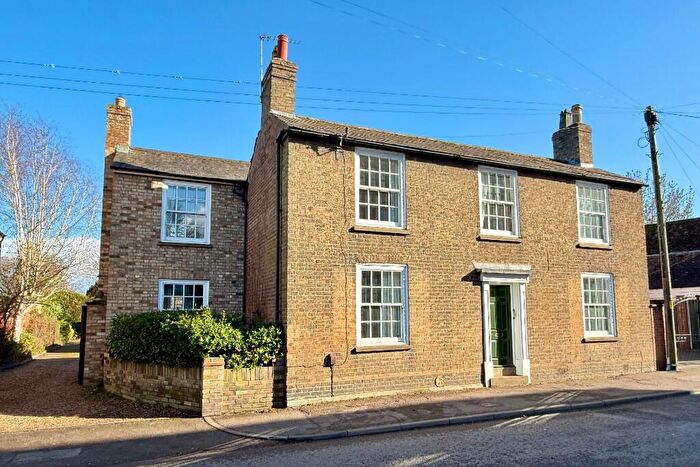 4 Bedroom Detached House To Rent In Post Street, Godmanchester, Huntingdon, Cambridgeshire, PE29
