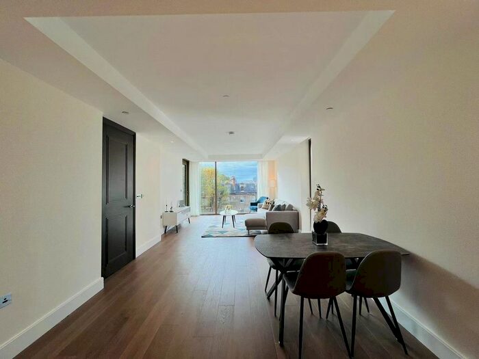 2 Bedroom Flat To Rent In Warwick Lane, London, W14