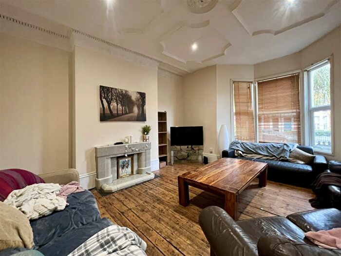 8 Bedroom House To Rent In Fern Avenue, Jesmond, NE2