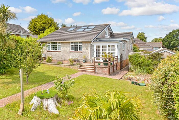 3 Bedroom Chalet For Sale In Westfield Park, Ryde, Isle Of Wight, PO33