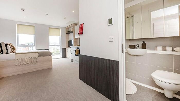 Studio To Rent In Hawkins Road, Colchester, CO2