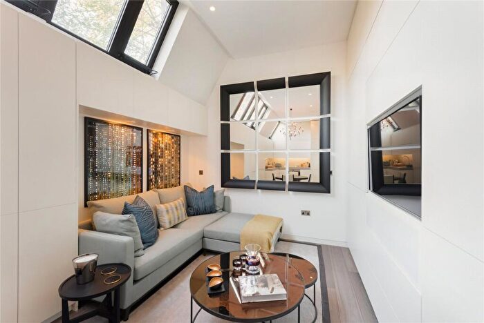 1 Bedroom Apartment To Rent In Bolton Studios, B Gilston Road, Chelsea, London, SW10