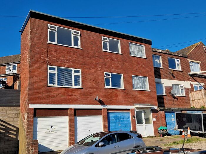 1 Bedroom Flat To Rent In Astley Court, Astley Avenue, Dover, CT16