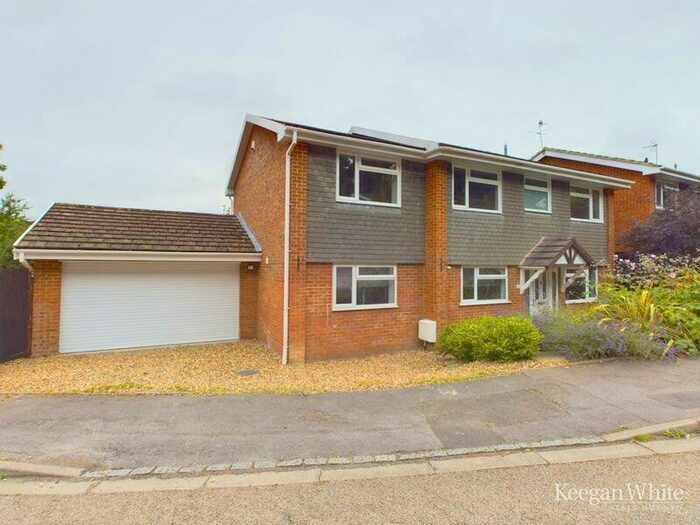 5 Bedroom Detached House To Rent In Laurel Drive, High Wycombe, HP11