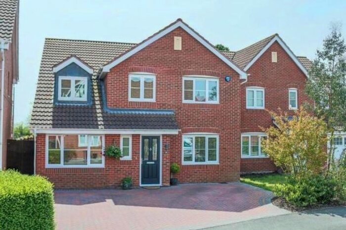 5 Bedroom Detached House To Rent In Yeomans Close, Astwood Bank, Redditch, B96