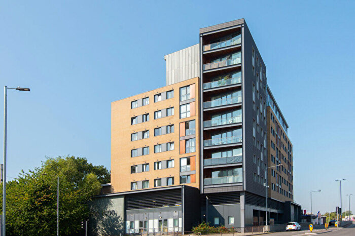 2 Bedroom Flat To Rent In The Icon, Southenhay, Basildon, Essex, SS14