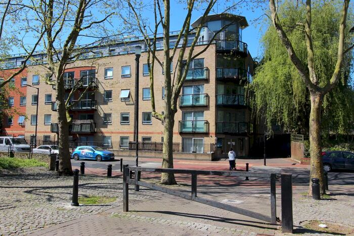 2 Bedroom Apartment To Rent In Rotherhithe Street, Rotherhithe, London, SE16