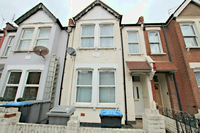 4 Bedroom Terraced House To Rent In Deacon Road, Dollis Hill, NW2