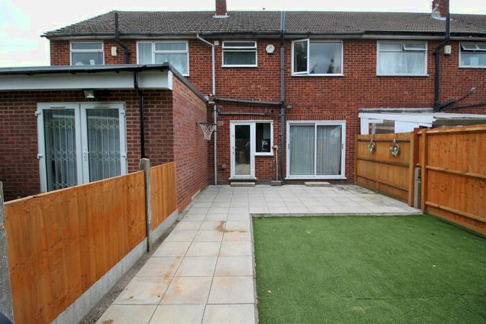 2 Bedroom Terraced House To Rent In Lilliput Avenue, Northolt, UB5