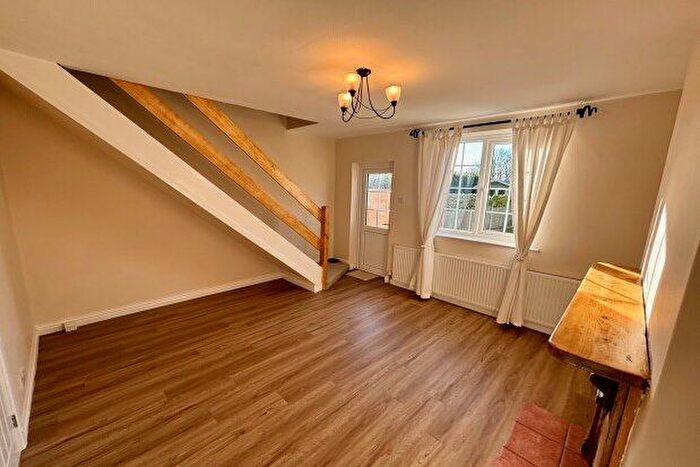 2 Bedroom Cottage To Rent In Burton Road, Lichfield, WS13