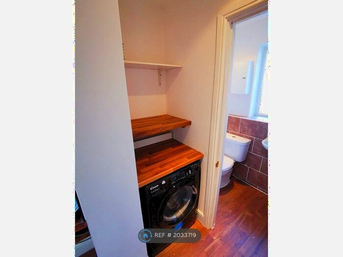 4 Bedroom End Of Terrace House To Rent In New Station Road, Bristol, BS16
