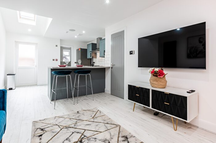 1 Bedroom House To Rent In Hartington Road, Liverpool, L8