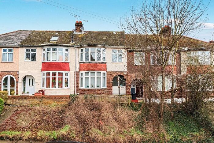 3 Bedroom Terraced House For Sale In Maidstone Road, Rochester, Kent., ME1