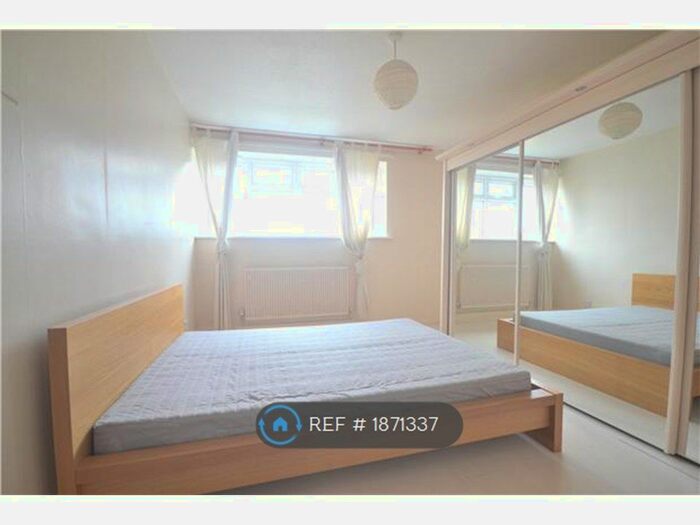 1 Bedroom Flat To Rent In Gideon Road, London, SW11