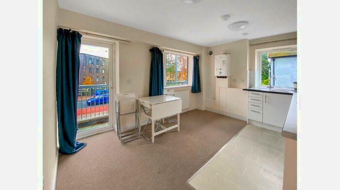 2 Bedroom Flat To Rent In A London Road, Oxford, OX3