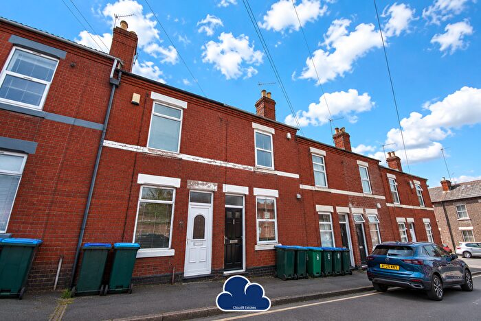 3 Bedroom Terraced House To Rent In David Road, Gosford Green, Coventry, CV1