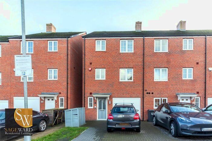 4 Bedroom End Of Terrace House To Rent In Pine Close, Ware, Hertfordshire, SG12