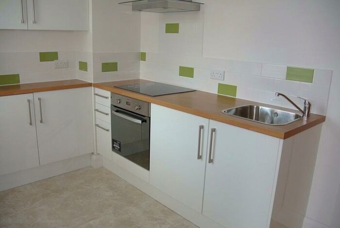 Studio To Rent In Portland Road, Hove, BN3