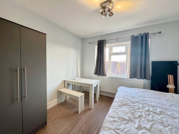 Studio To Rent In Gladstone Park Gardens, London, NW2
