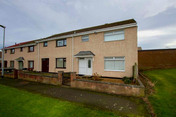 3 Bedroom End Of Terrace House To Rent In Highcliffe, Spittal, Berwick-Upon-Tweed, TD15