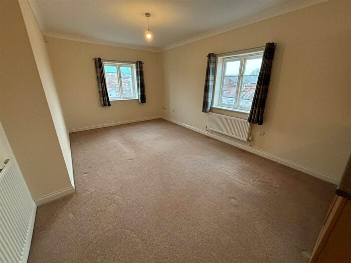 2 Bedroom Apartment To Rent In Apartment, St Helens Mews, Howden, DN14