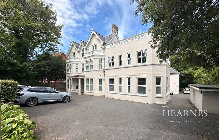 1 Bedroom Flat For Sale In Knyveton Road, Bournemouth, Dorset, BH1