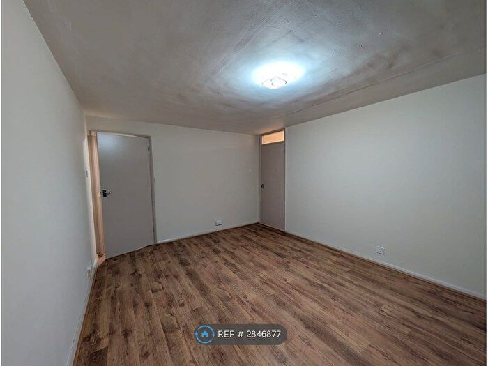 1 Bedroom Flat To Rent In Readers Court, Chelmsford, CM2