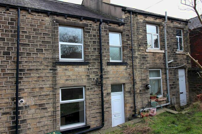 1 Bedroom Terraced House To Rent In John Street, Milnsbridge, Huddersfield HD3