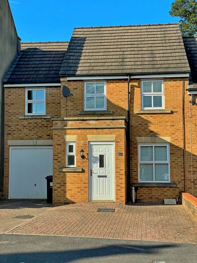 4 Bedroom House To Rent In Parnell Road, Stoke Park, BS16