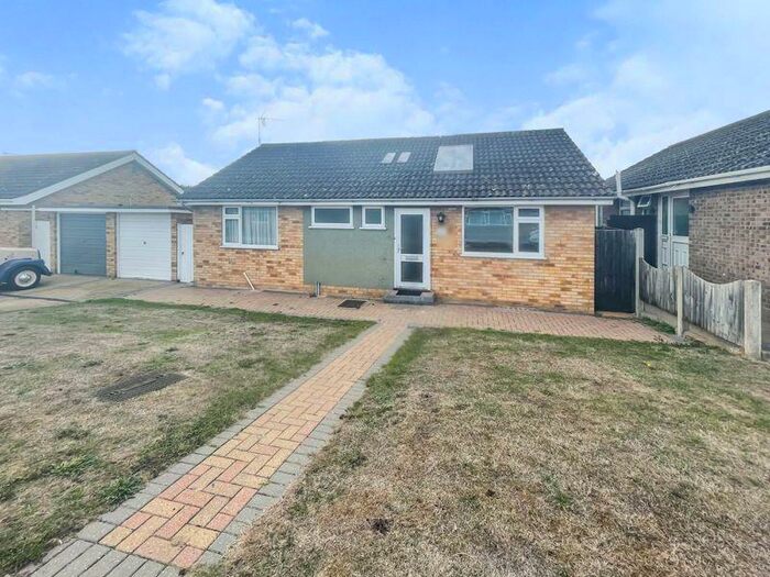 2 Bedroom Detached Bungalow To Rent In Crome Road, Clacton-On-Sea, CO16