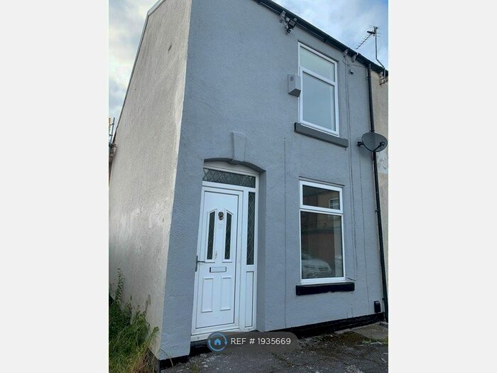 2 Bedroom End Of Terrace House To Rent In Clegg Street, Bredbury, Stockport, SK6