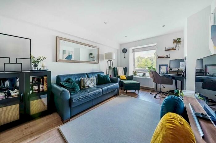 1 Bedroom Flat To Rent In Stanmore, Harrow, HA7