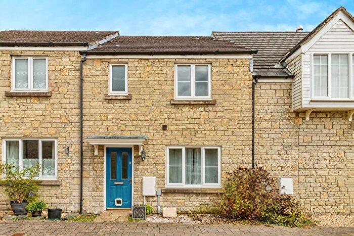 3 Bedroom Terraced House For Sale In Manor Way, Tavistock, Devon, PL19