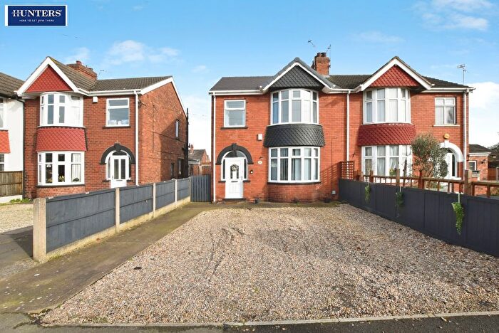 3 Bedroom Semi Detached House For Sale In Ashby Road, Scunthorpe, DN16