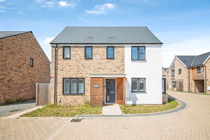 3 Bedroom Detached House For Sale In Vardri Close, Colchester, CO1
