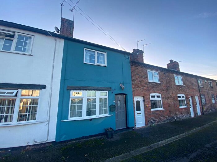 2 Bedroom Cottage For Sale In Betchton Road, Sandbach, CW11